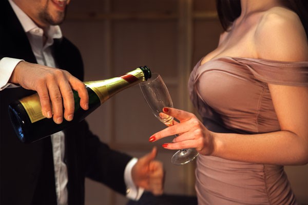 Finding a date in London members clubs