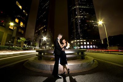 Find Millionaires on Dating Apps